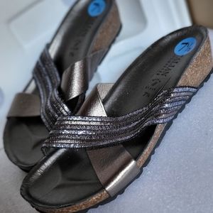 Italian Shoemaker metallic mules in size 7.5